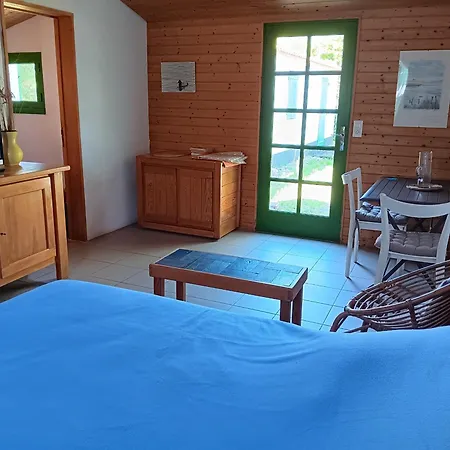 Hébergement de vacances Petite Maison à 500m De La Plage, 300m Du Centre – Idéale Pour à Pied! - Fr-1-476-5 La Faute-sur-Mer