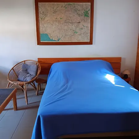 Hébergement de vacances Petite Maison à 500m De La Plage, 300m Du Centre – Idéale Pour à Pied! - Fr-1-476-5